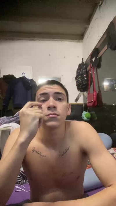 AXELCAM21CM live from Argentina