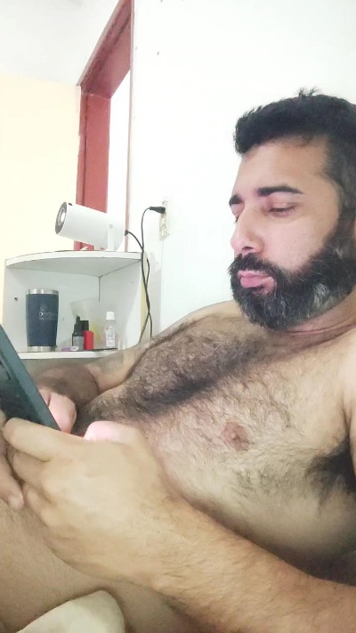 Aieloucura live from Brazil