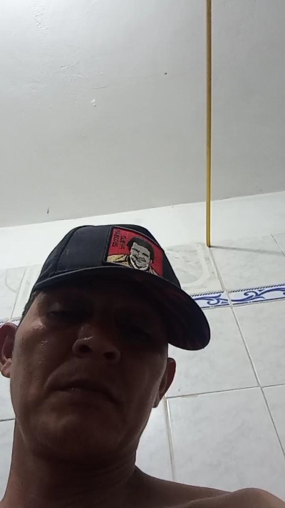Andres_420 live from Colombia