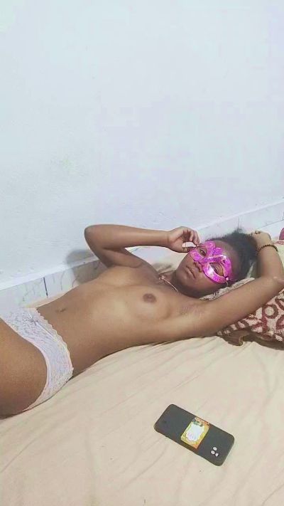 Anniska846382 live from Madagascar