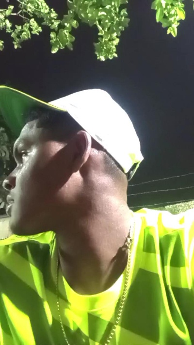 Black_spitpiss live from Spain