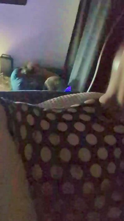 BottomCree live from Canada