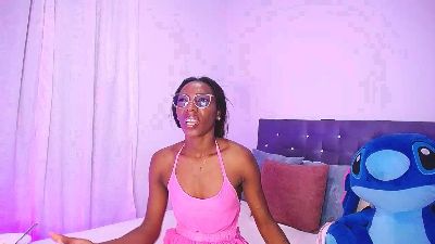 BryanaSmith21 live from Colombia