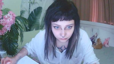 DollyHailey live from France