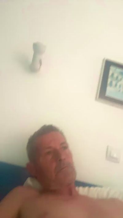 Hornydutch44 live from United States