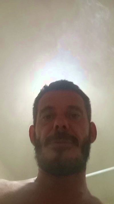 Hugo1387l live from Spain