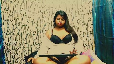 Indian_doll26 live from South Africa