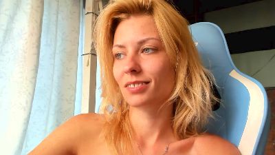 Karoline121 live from Georgia