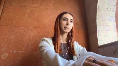 LexieVaka live from France