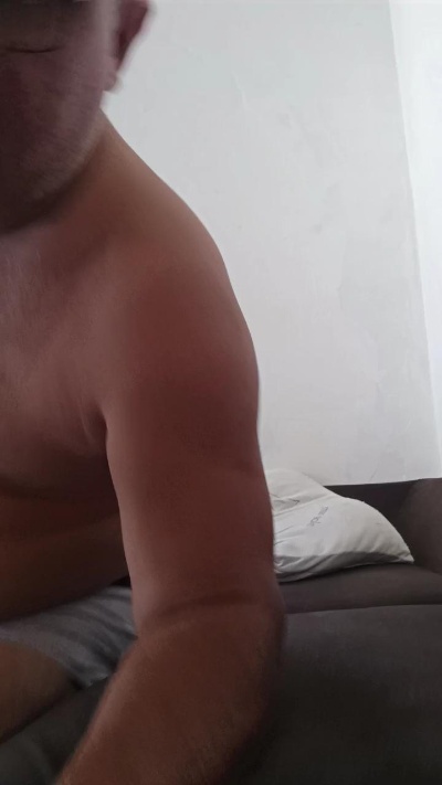 Madurosafado81 live from Brazil