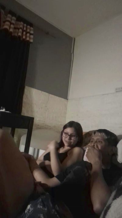 Parejaacaliente live from Argentina