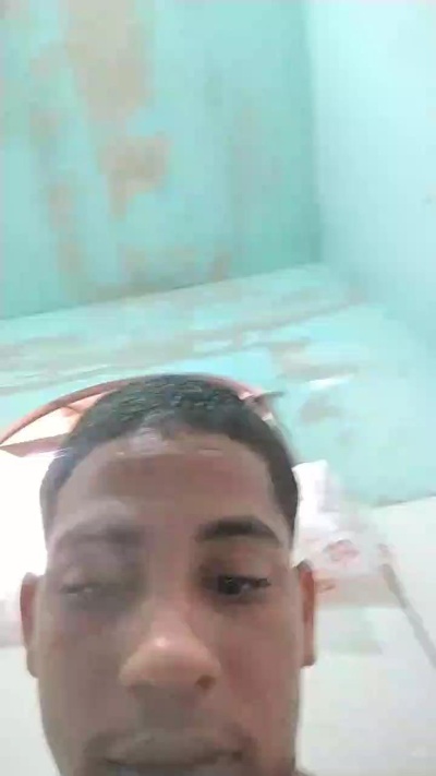 PauzudoFavela live from Brazil
