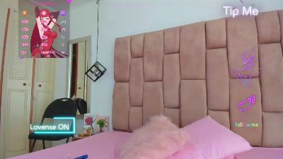 RavynRouge live from Colombia