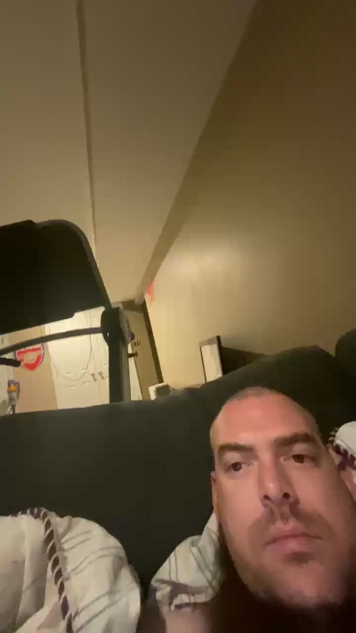 RayansWilly live from United States