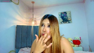 Sol_Brownn live from United States