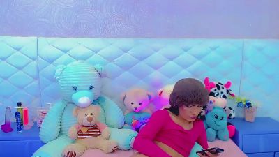 alanna_dolls live from United States