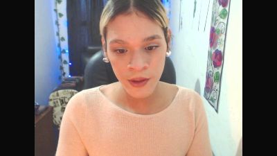 auroraaddams live from Colombia