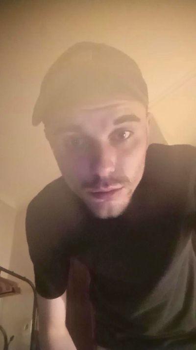 blueasbestos1 live from United Kingdom