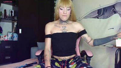 charlotbelucci_ live from Colombia