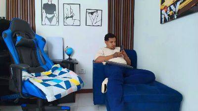couplee_horny live from Colombia