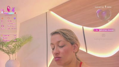 emma_collson live from Colombia