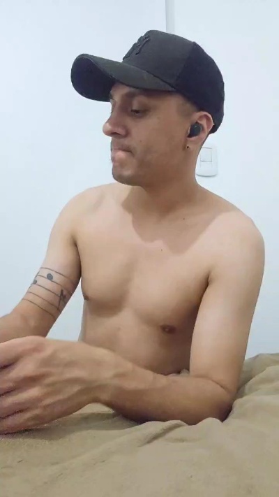 gonzaloargenti1 live from Argentina