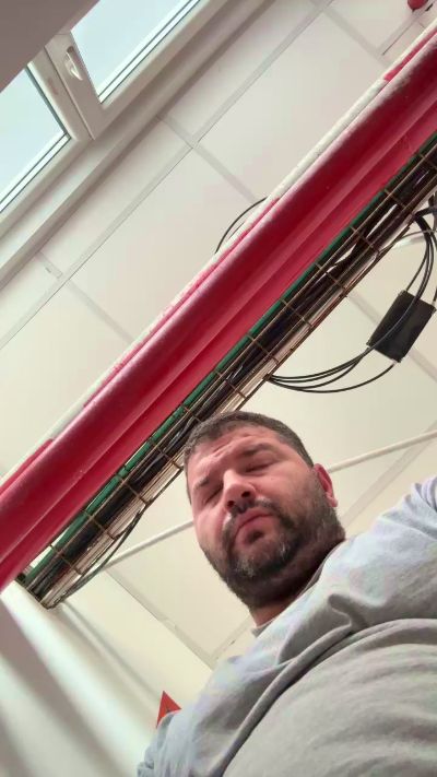 greeneyes285 live from Romania