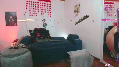 keila_j live from Colombia