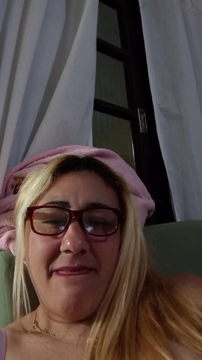 melissa485 live from Brazil