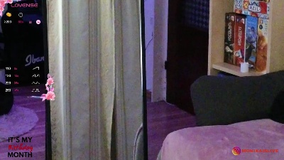 monikavenom live from Romania