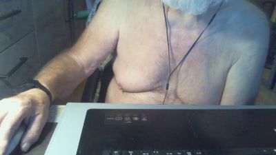 oldman3113 live from Austria