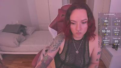 scarletsam live from Colombia