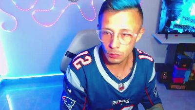 sebastian_horny live from Colombia